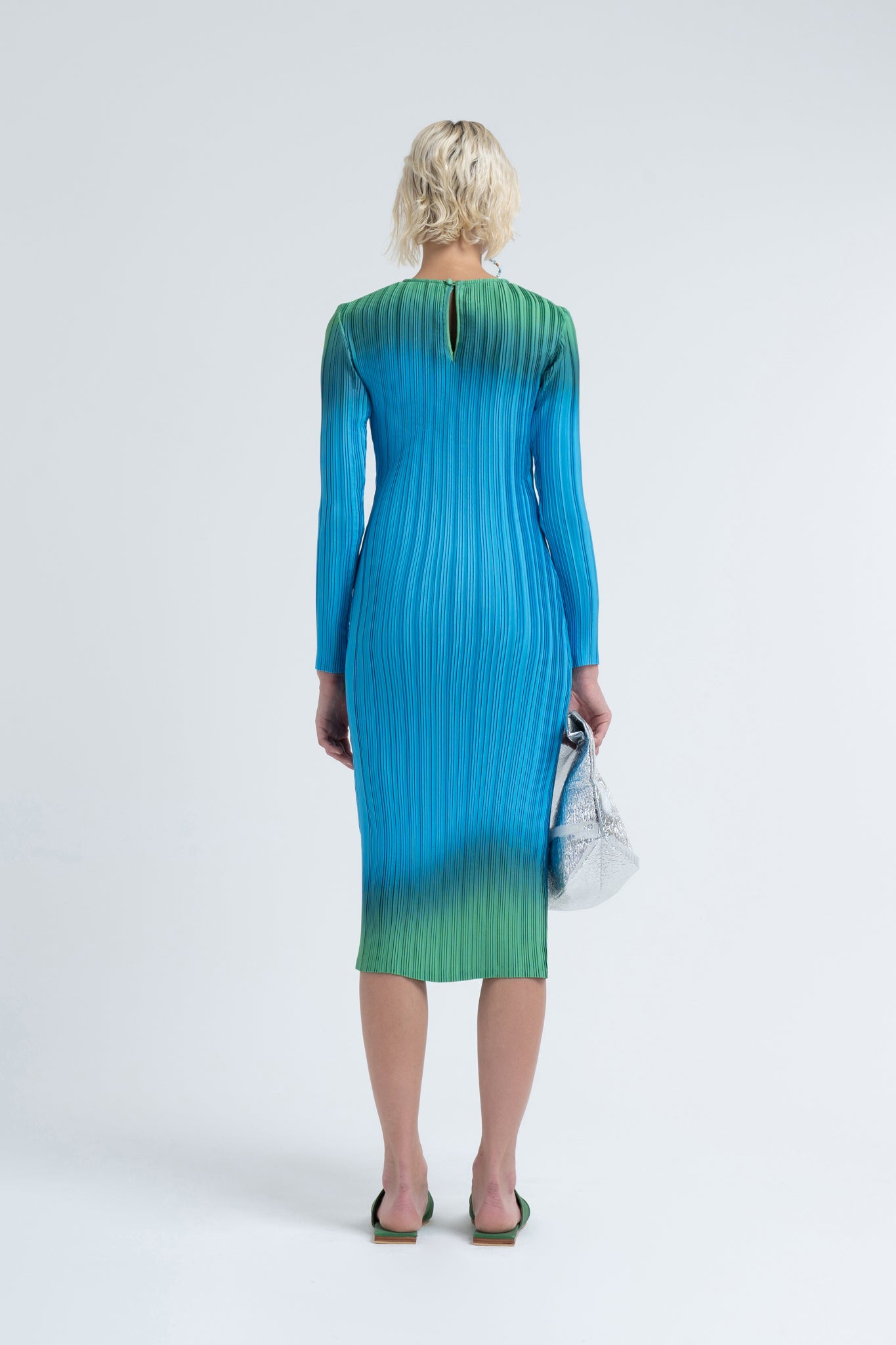 Arthur Apparel Blue Green Prints Long Sleeve Crew Neck Pleated Polyester Midi Dress